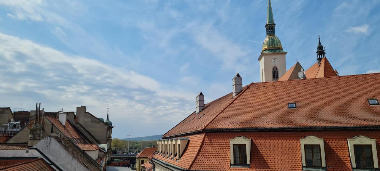 Extralarge Queen Room In The Heart Of Bratislava With Terrace ภายนอก รูปภาพ