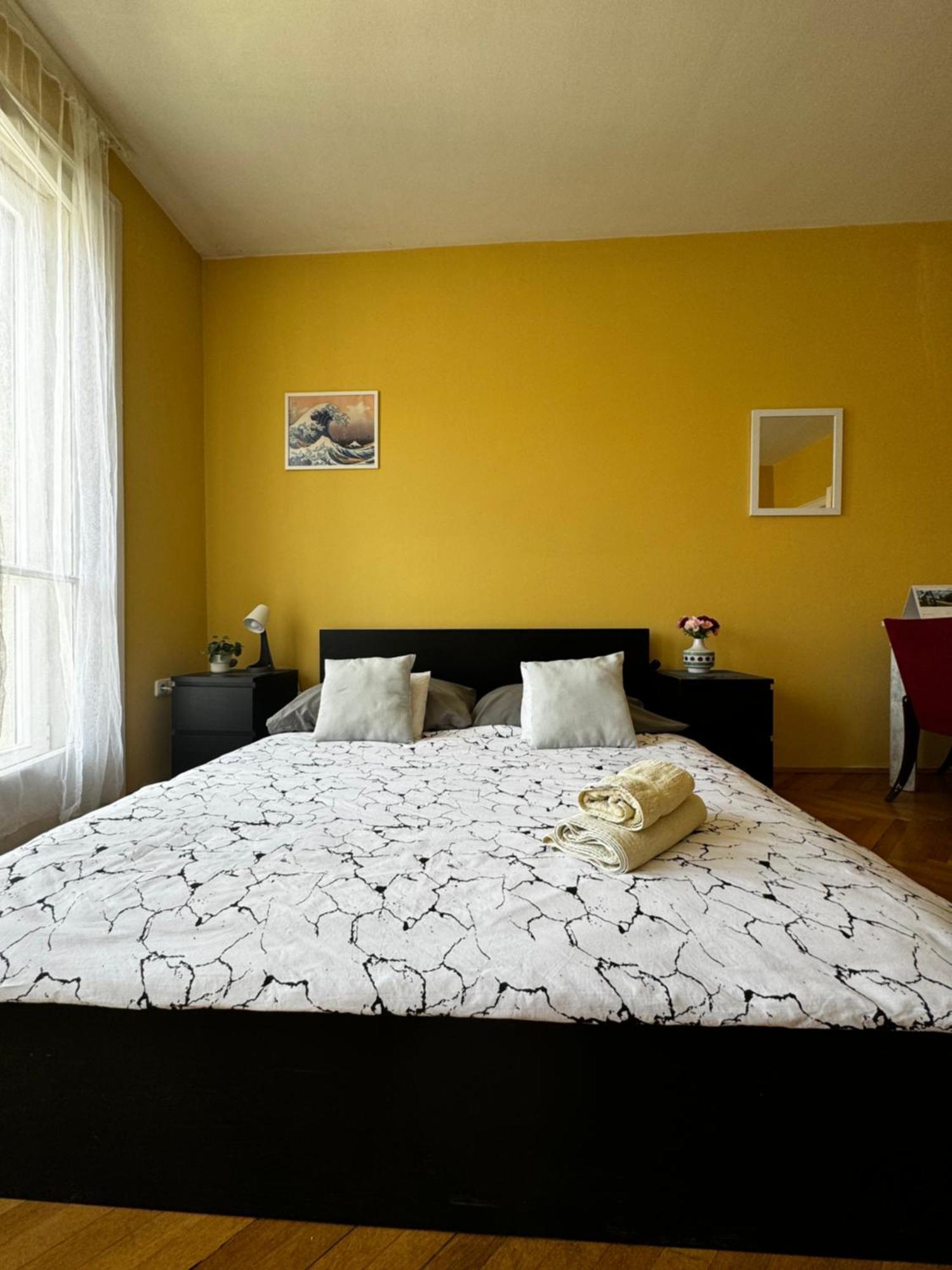Extralarge Queen Room In The Heart Of Bratislava With Terrace ภายนอก รูปภาพ