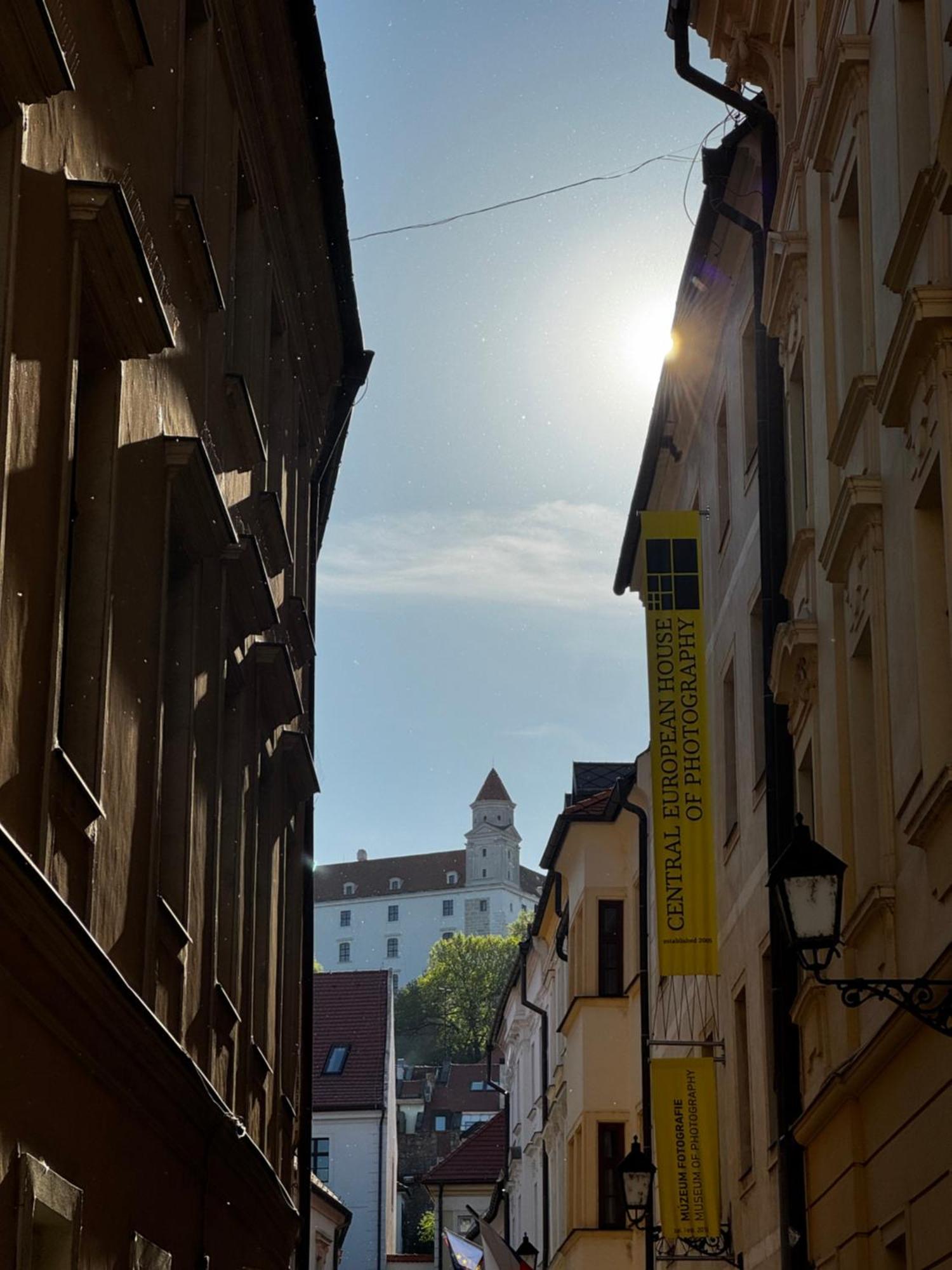 Extralarge Queen Room In The Heart Of Bratislava With Terrace ภายนอก รูปภาพ